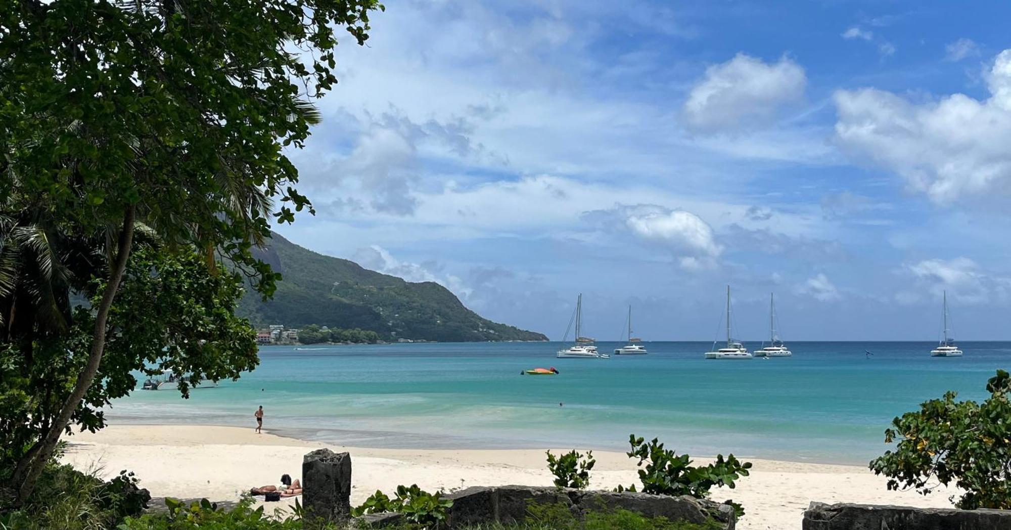 Panorama Guesthouse Apartments Beau Vallon Beach Kültér fotó
