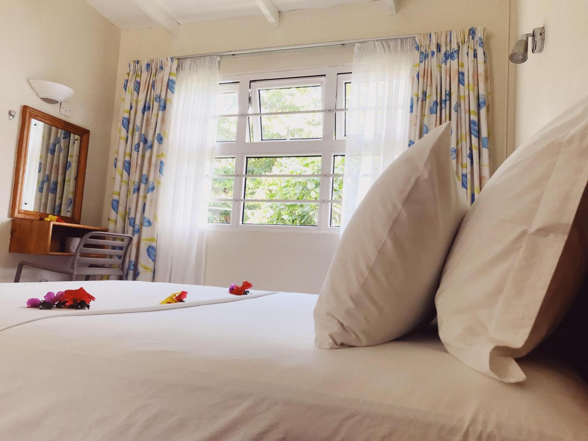 Panorama Guesthouse Apartments Beau Vallon Beach Kültér fotó